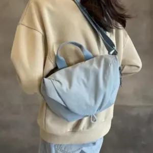 여성용 경량 스트랩 미니 크로스백 트렌드 디자인