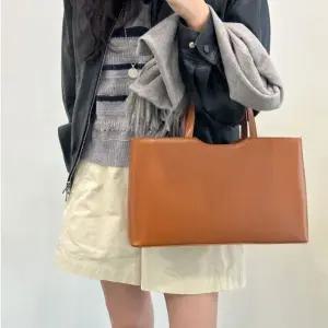 데일리 인기 여성 토트백 신상 패션 스퀘어 가방 (WE21A28)