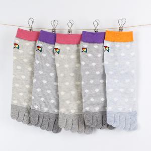 아놀드파마 AP6904 여성 여자 링글 도트 중목 발가락양말 5족세트