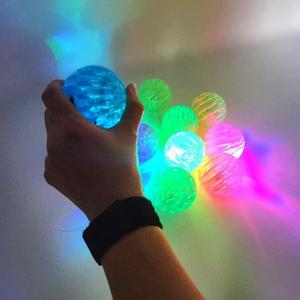 신상 LED 탱탱볼 바운스 손목공 4개 세트