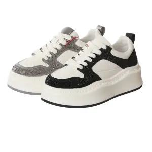 [롯데백화점]슈스파 소다 글로벌 슈스파 여성 캐주얼 키높이 스니커즈 CLS540 (블랙,그레이)