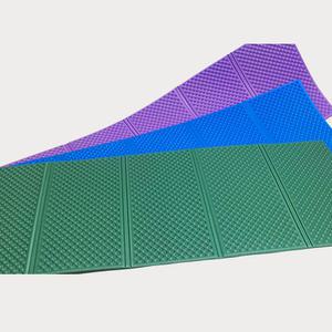 디비바 두꺼운 캠핑매트 엠보싱 고밀도PE 쿠션 냉기습기차단 돗자리
