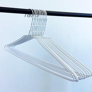 [기타]세탁소 기본 꽈배기 옷걸이 40cm 100개 흰색