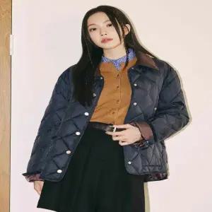 [JJ지고트]코듀로이 칼라 퀼팅 구스다운 점퍼(GPAM2PD911)