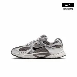 매장판 나이키 V5 RNR (주니어) HQ6411-200 150136