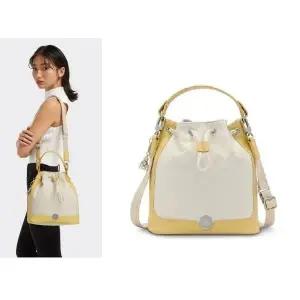 갤러리아 [키플링] 버킷백 복조리백 데일리백 신타 (KMABS37 SWYL_)