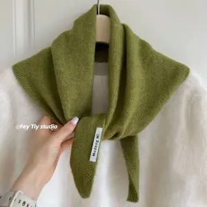여성 니트 삼각 스카프 보온 헤어 데일리 패션