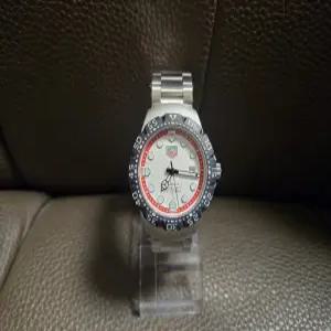 맹자엄마/태그호이어/남성용/포뮬러/새제품/사파이어글라스