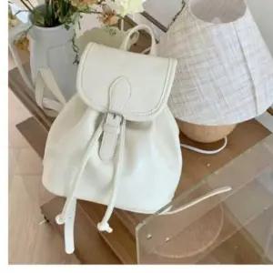 할머니백팩가방 할머니백팩작은 할머니백팩선물 출근룩 여자 가벼운 미니백팩 할머니백팩 데일리백 직장인