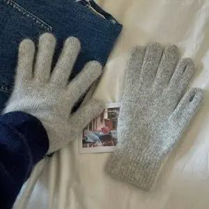 여성 니트 보온 장갑 핑거홀 터치 앙고라 혼방 방한
