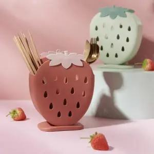 HND 귀여운 파스텔 딸기모양 수저통
