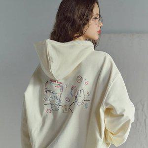 버블리 자수 후드티 크림