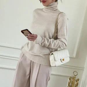 /옷자락 여자 폴라티 검정 흰색 분홍 목티 니트
