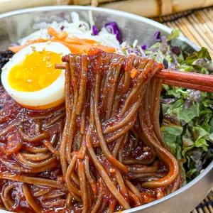 매콤새콤한 개별포장 메밀 비빔막국수 8인분