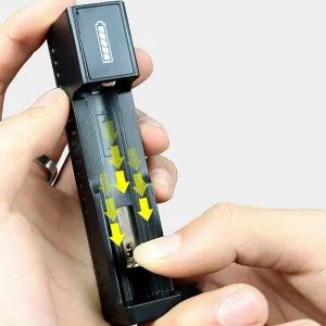 [아우트]배터리 충전기 충전식 USB 1구용 18650 1634