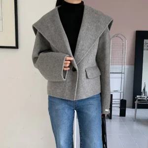 [하프클럽/]여성 루즈핏 울 숏코트_WJK23753