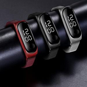 LED 남자 여자 스크린 스포츠 메탈 방수 손목시계 LED시계