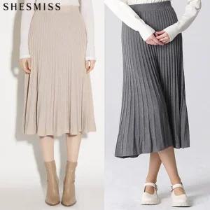 [쉬즈미스(SHESMISS)] 리브 니트 플레어 스커트 (택가격 138000원)