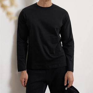 [엔터]피부 친화적인 소재 따뜻함을 더한 폴라폴리스 약기모 원단 롱 슬리브 남성 티셔츠