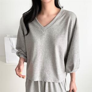 여자 벌룬 칠부티 브이넥 세미크롭 봄맨투맨 티셔츠