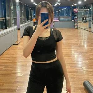 [하프클럽/]레이어드크롭티 반팔 운동복 트레이닝 요가 p 사이즈