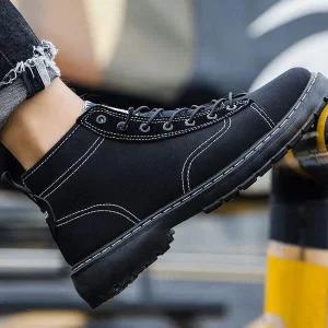 남자 스니커즈 워커 사막화 캐주얼한 디자인의 슈즈 트래킹화