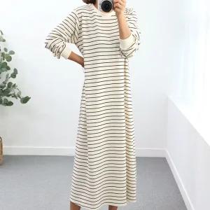 여성 스트라이프 링클프리 루즈핏 단가라 마실룩 등원룩 캐주얼 중년 40대 가을 스판 라운드 롱 원피스