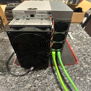 새제품 Antminer S19k Pro 120Th 2760w BTC 비트코인 채굴기 Asic 채굴기에는 PSU가 포함되어 있습니다.