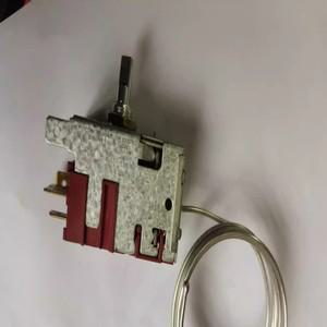 077B6208 Danfoss 4핀 냉장고 온도 조절기 상업용 단일 도어 이중 스위치