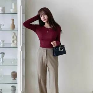 [다잇템] 여성 슬림핏 골지 U넥 롱슬리브 펜던트 니트