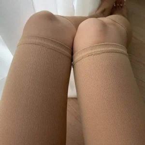 [콩심팥심]허벅지 압박밴드 고급 살색 트렌드 스타킹