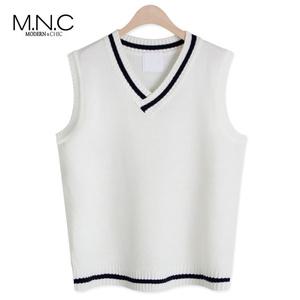 [엠엔씨][MNC] 블랑 브이넥 조끼 (MDKN168MT)