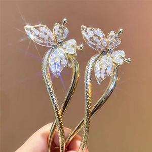리샤방 반짝이는 크리스탈 버터플라이 트위스트 헤어비녀핀 숱많은머리 올림머리 반머리 여신핀 혼주장식 한복 선물 연에인핀 셀프웨딩