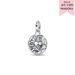 (백화점 보증서 제공) 하트 메달리온 참 793975C01