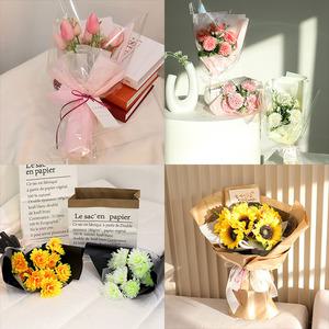 졸업식 기념일 조화 꽃다발 선물 튤립 해바라기 폼폼 국화 꽃다발