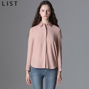 [리스트(LIST)] 도트 패턴 히든버튼 셔츠 (택가격: 128000원)