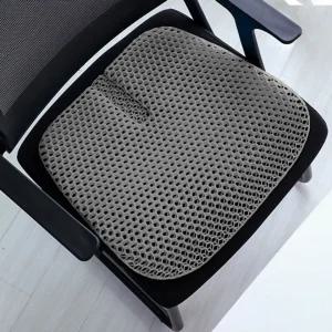 젤리탱탱 벌집 쿨방석(U형) (그레이)/방석/사무실/통풍/쿨/여름/젤리/젤/쿠션/편한/쿨링/차량/냉감/여름용