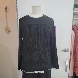 [올리비아하슬러] DP01 우븐장식 티블라우스 OHESBL204 (32372549)