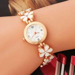 [콩심팥심]팔찌시계 로맨틱 얇은 여성 패션 시계 손목시계 메탈시계