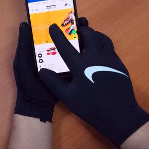 나이키 러닝 장갑 AC9758-042 마일러 스포츠 글러브