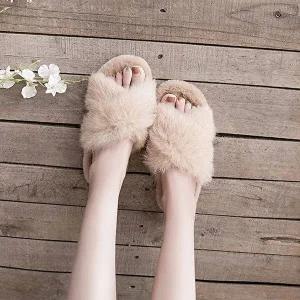겨울 여성 따뜻한 퍼슬리퍼 털실내화 엑스꼬임 디자인-WFG640F