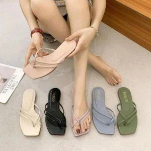 [오노마] ONM 여성 샌들 푹신한 엑스 스트랩 키높이 뮬 플랫 (S36145161)