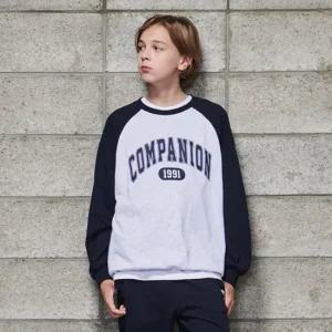 [에꼴리에] 남자 가을이월 스탠다드핏 라글란 맨투맨티(24C0701)