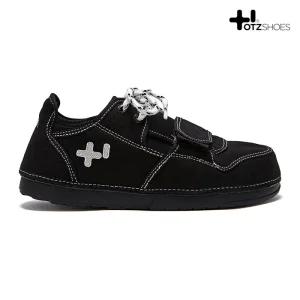 3300 로우 캔버스 블랙
