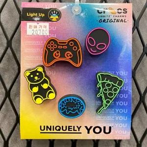 크록스- HC02 LED JIBBITZ 5팩 게임 곰돌이 Led Dude Bro 5 Pack  10012944