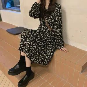 하늘하늘 플라워 패턴 롱 원피스 브이넥 봄 감성룩