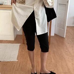 [옷자락]여성 5부 슬림 블랙 카프리바지 가을용 바이커 반바지