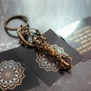 [갓샵] 금강저 금강령 펜던트 키링 불교 용품 귀신 퇴치 굿즈 바즈라 독고저 행운 부적 선물 액막이 열쇠고