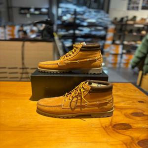 [팀버랜드] 팀버랜드 A2N4C 어센틱 미드 레이스 보트슈즈 위트 브라운