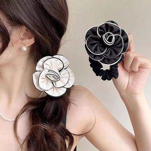 여성 테두리 배색 플라워 헤어 곱창 밴드 헤어슈슈